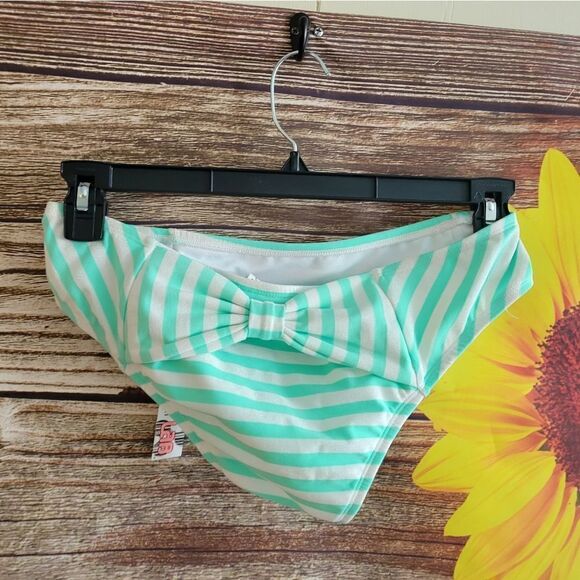 The Bikini Labs bikini Bottoms set of ( 2 ) medium NWT - Picture 7 of 10